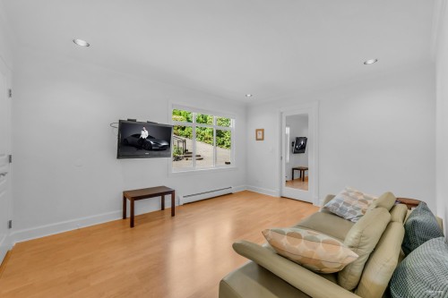 574 St. Andrews Place, West Vancouver, BC 