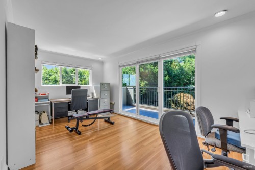 574 St. Andrews Place, West Vancouver, BC 