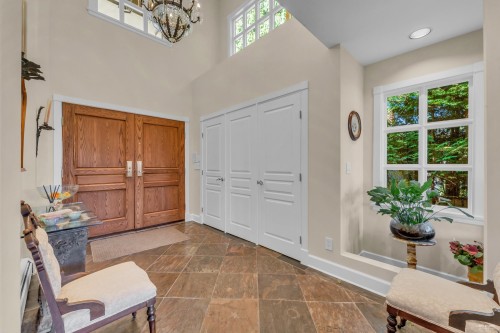 574 St. Andrews Place, West Vancouver, BC 