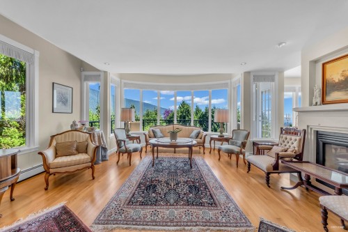 574 St. Andrews Place, West Vancouver, BC 