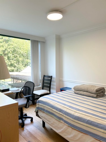 4A-338 Taylor Way, West Vancouver, BC 