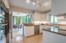 4A-338 Taylor Way, West Vancouver, BC 