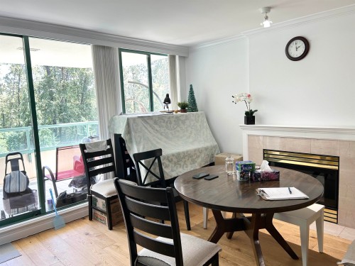 4A-338 Taylor Way, West Vancouver, BC 