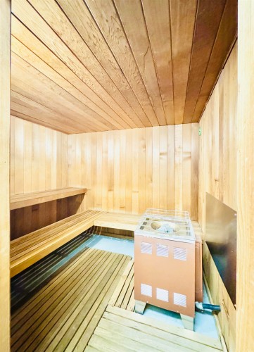 1704-4105 Maywood Street, Burnaby, BC 