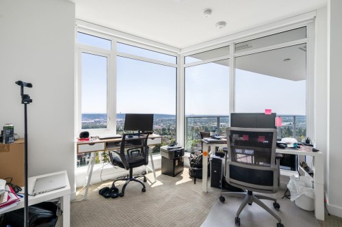 2307-7683 Park Crescent, Burnaby, BC 