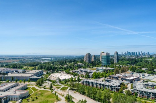 2307-7683 Park Crescent, Burnaby, BC 