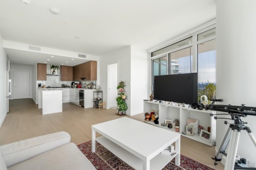 2307-7683 Park Crescent, Burnaby, BC 