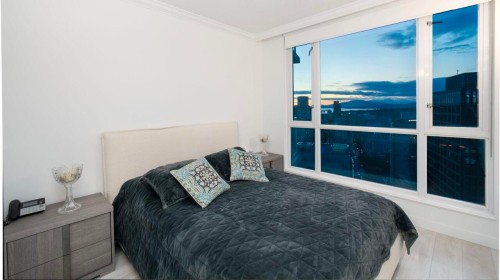 3306-1111 Pender Street W, Vancouver, BC 