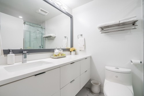 3306-1111 Pender Street W, Vancouver, BC 