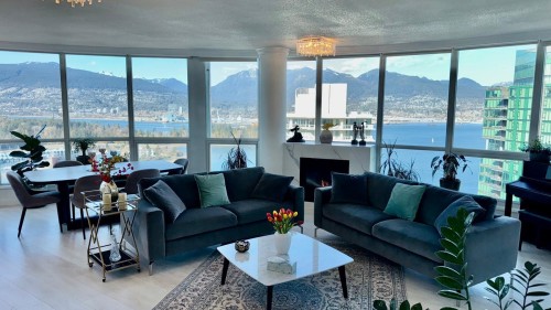 3306-1111 Pender Street W, Vancouver, BC 