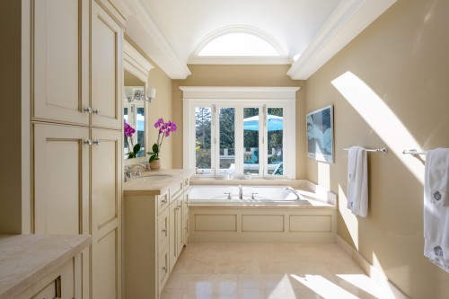 6154 Gleneagles Drive, West Vancouver, BC 