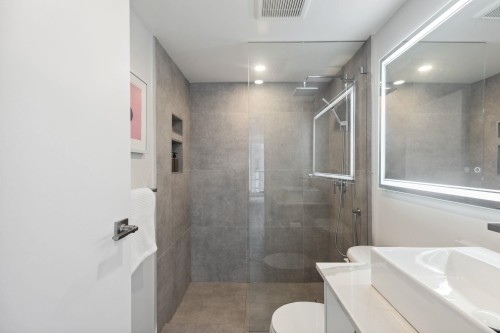 2406-1155 Seymour Street, Vancouver, BC 