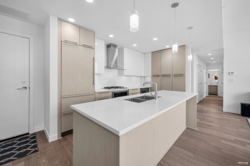 604-5077 Cambie Street, Vancouver, BC 