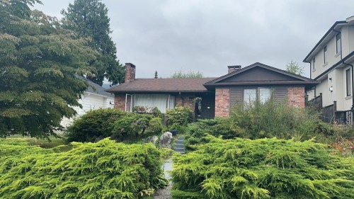 1131 Fulton Avenue, West Vancouver, BC 