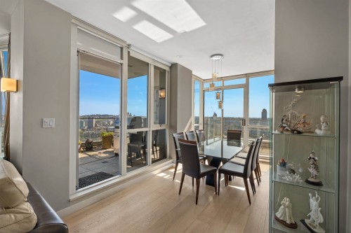 4201-1408 Strathmore Mews, Vancouver, BC 