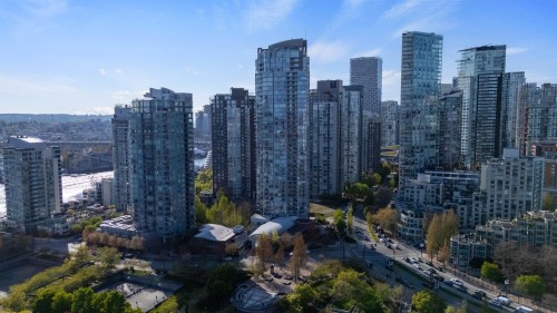 4201-1408 Strathmore Mews, Vancouver, BC 