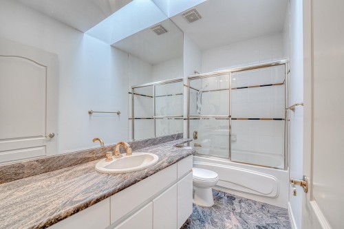 5471 Garrison Road, Richmond, BC 