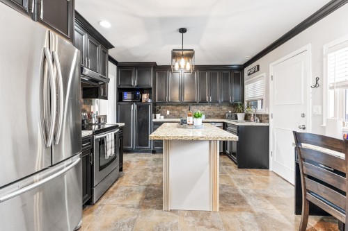 605 Laurentian Crescent, Coquitlam, BC 