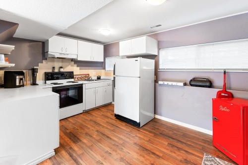 605 Laurentian Crescent, Coquitlam, BC 