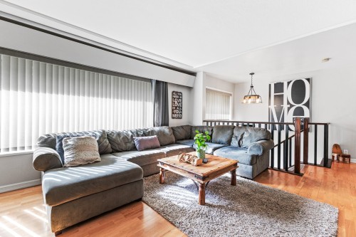 605 Laurentian Crescent, Coquitlam, BC 