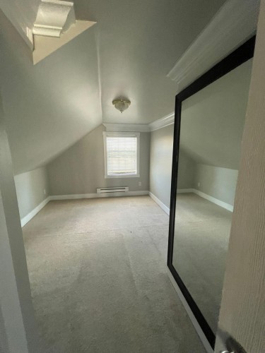 7505 Kingsway, Burnaby, BC 