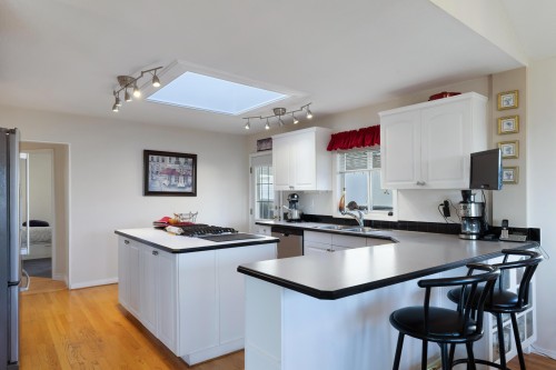 957 Stewart Avenue, Coquitlam, BC 