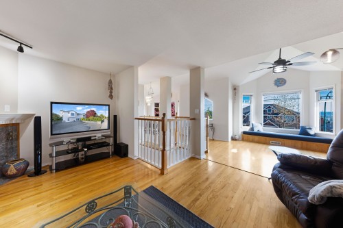 957 Stewart Avenue, Coquitlam, BC 