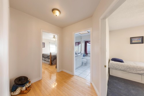 957 Stewart Avenue, Coquitlam, BC 