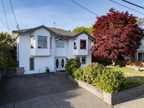 957 Stewart Avenue, Coquitlam, BC 