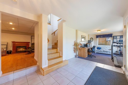 957 Stewart Avenue, Coquitlam, BC 