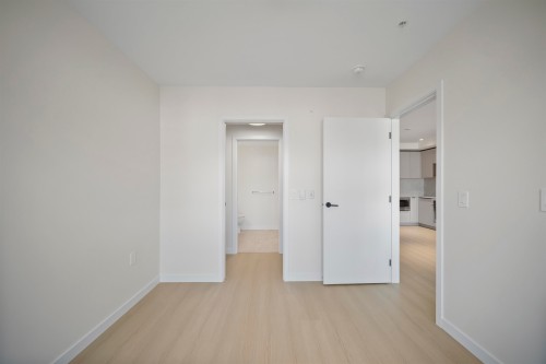 204-2015 St. Johns Street, Port Moody, BC 