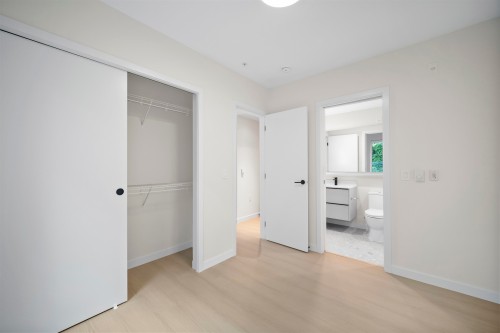 204-2015 St. Johns Street, Port Moody, BC 