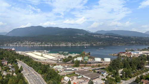 204-2015 St. Johns Street, Port Moody, BC 