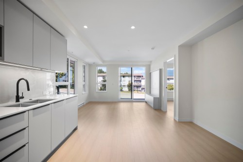 204-2015 St. Johns Street, Port Moody, BC 