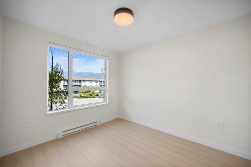 204-2015 St. Johns Street, Port Moody, BC 