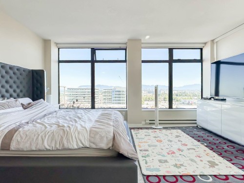 1802-5811 No. 3 Road, Richmond, BC 