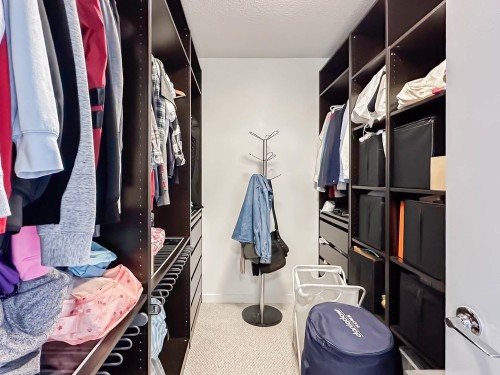 1802-5811 No. 3 Road, Richmond, BC 