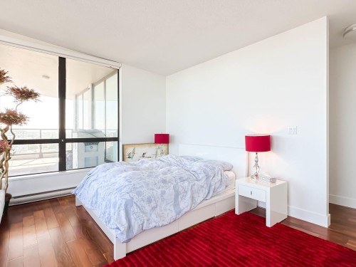 1802-5811 No. 3 Road, Richmond, BC 