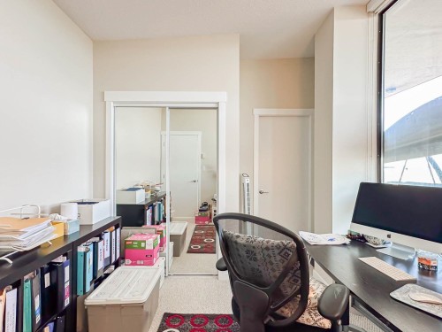 1802-5811 No. 3 Road, Richmond, BC 