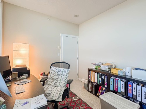 1802-5811 No. 3 Road, Richmond, BC 