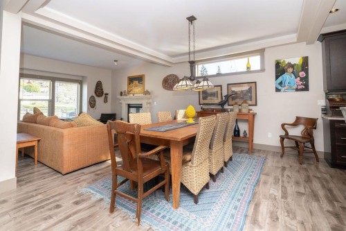 6391 Oracle Road, Sechelt, BC 