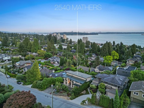 2540 Mathers Avenue, West Vancouver, BC 