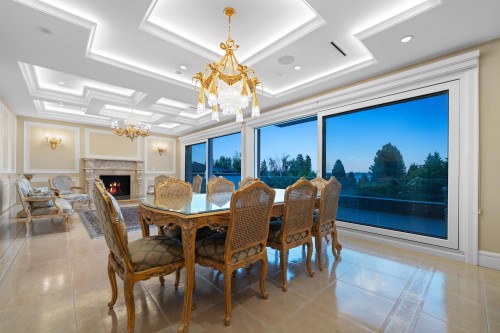 2540 Mathers Avenue, West Vancouver, BC 