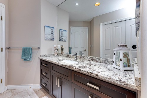 1522 Whitebark Place, Coquitlam, BC 