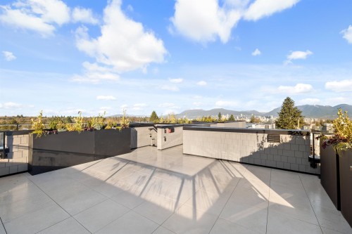 585 29Th Avenue W, Vancouver, BC 