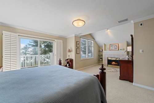 4-5110 Alderfeild Place, West Vancouver, BC 