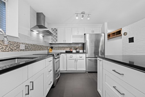 385 Stevens Drive, West Vancouver, BC 