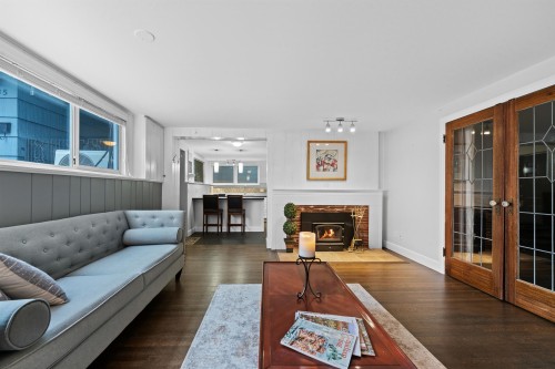 385 Stevens Drive, West Vancouver, BC 