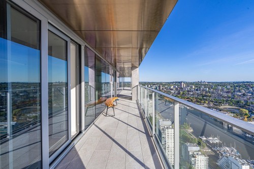 5601-1480 Howe Street, Vancouver, BC 