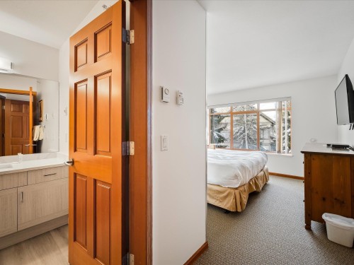 30 (50)-4355 Northlands Boulevard, Whistler, BC 